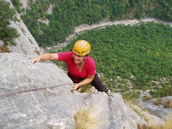 Escalade dans le verdon, les dalles grises