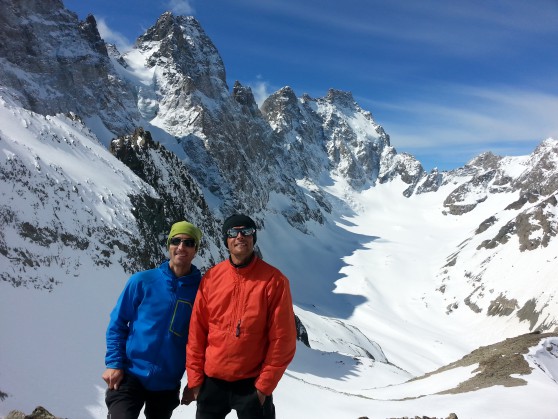 Bosse de la Momie en ski de randonnée dans le massif des Ecrins.