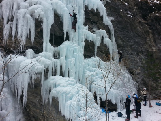 Cascade de glace dans le Queyras.