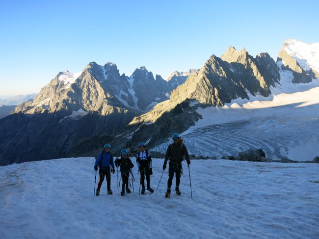 Découverte de l'alpinisme dans les Ecrins.