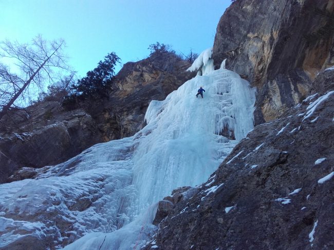 Cascade de glace hiroshima au vallon du Fournel.