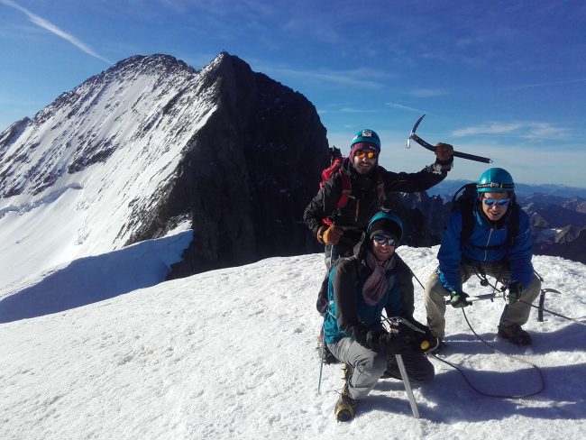 Ascension du Dôme des Ecrins.