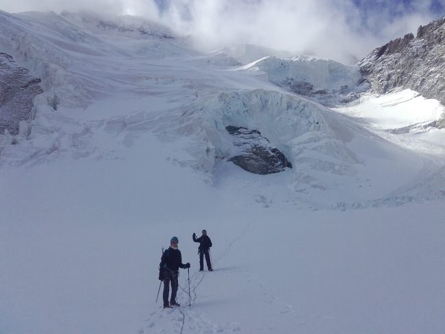 Descente du Dôme des Ecrins.