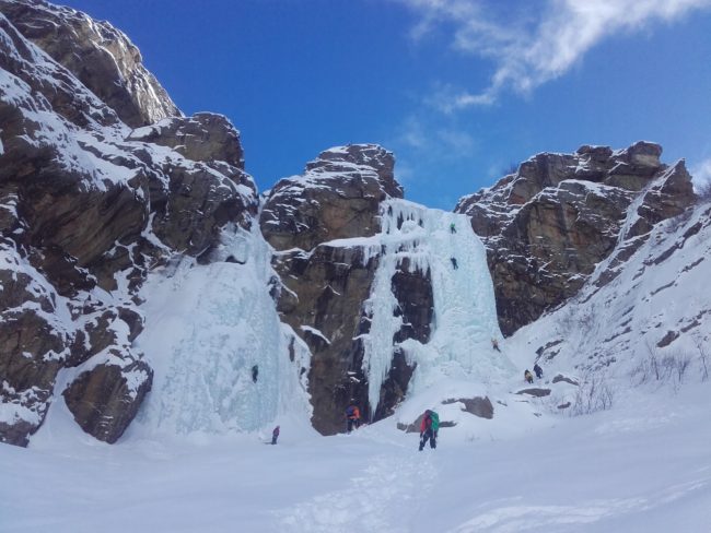 Stage cascade de glace 3 jours à Cogne en Italie.