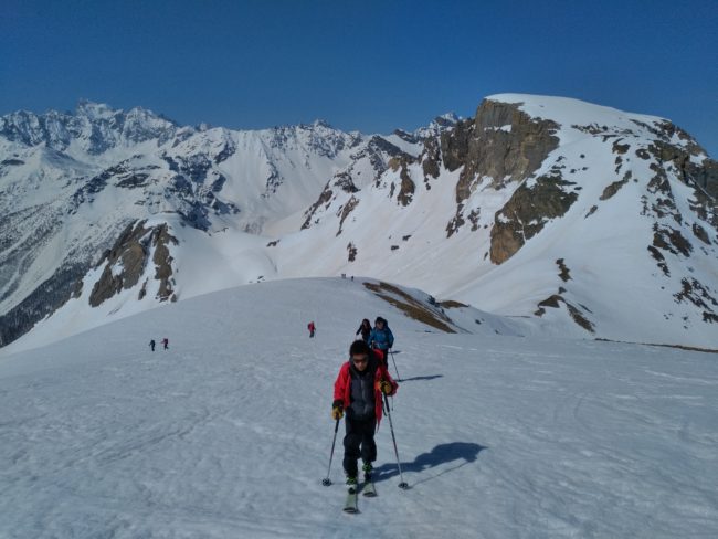 Stage ski de rando initiation dans les hautes Alpes.