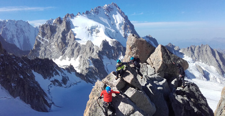 Stage initiation alpinisme à Chamonix Mont Blanc.